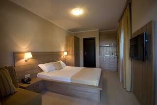 Апарт-отели Vila V Lux Apartments Петровац Номер-студио (для 2 взрослых)-7