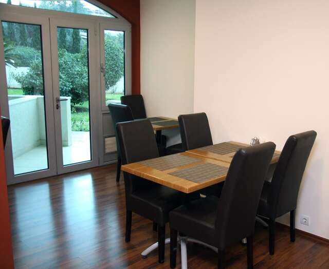 Апарт-отели Vila V Lux Apartments Петровац-14