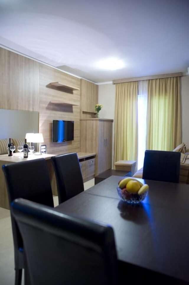 Апарт-отели Vila V Lux Apartments Петровац-21